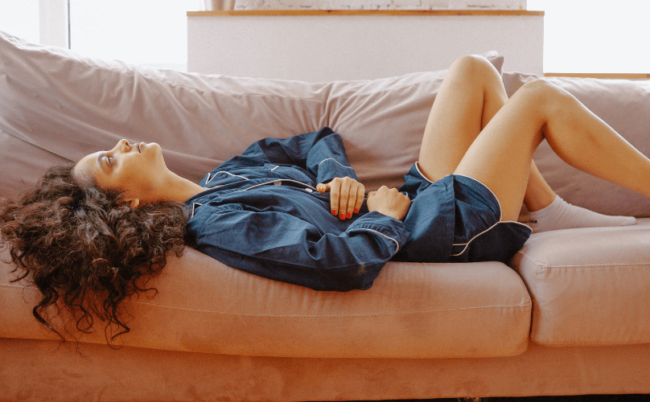 femme avec cystocèle, fuites urinaires solution rééducation du périnée