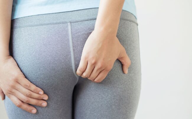 descente d'organe par l'anus